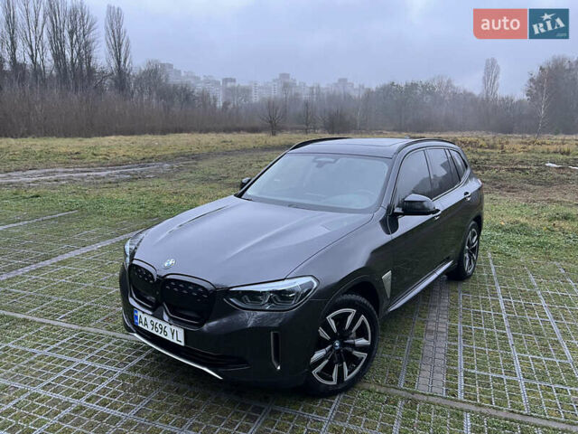 Сірий БМВ iX3, об'ємом двигуна 0 л та пробігом 88 тис. км за 33000 $, фото 5 на Automoto.ua