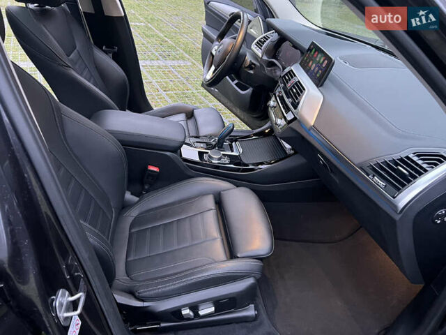 Сірий БМВ iX3, об'ємом двигуна 0 л та пробігом 88 тис. км за 33000 $, фото 19 на Automoto.ua