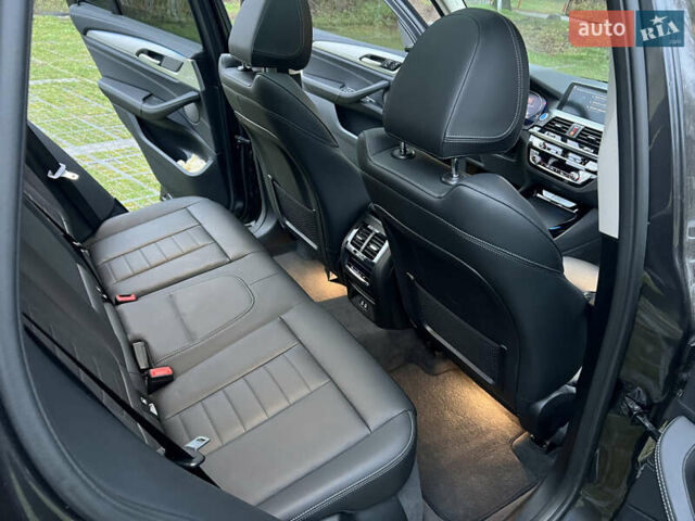 Сірий БМВ iX3, об'ємом двигуна 0 л та пробігом 88 тис. км за 33000 $, фото 30 на Automoto.ua