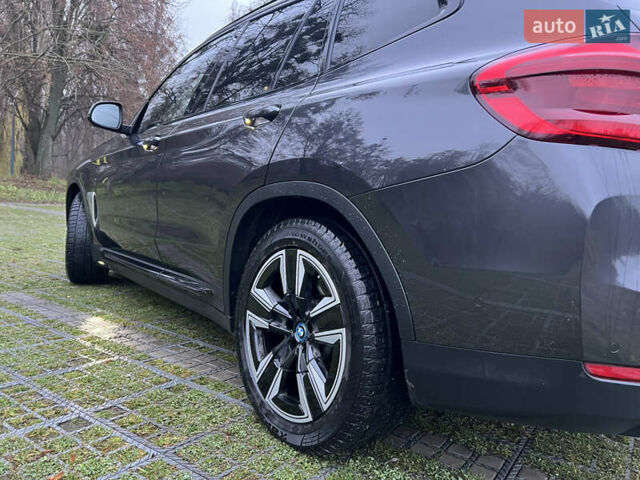 Сірий БМВ iX3, об'ємом двигуна 0 л та пробігом 88 тис. км за 33000 $, фото 17 на Automoto.ua