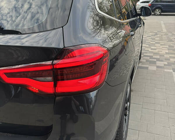 Серый БМВ iX3, объемом двигателя 0 л и пробегом 133 тыс. км за 34999 $, фото 14 на Automoto.ua