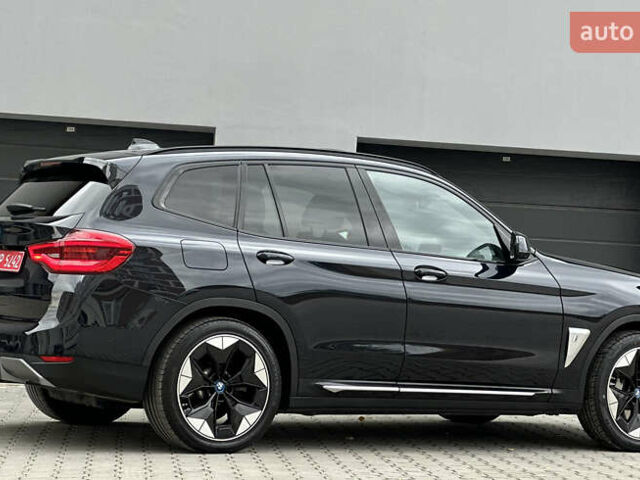 Синий БМВ iX3, объемом двигателя 0 л и пробегом 112 тыс. км за 33400 $, фото 4 на Automoto.ua