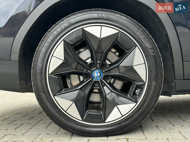 Синий БМВ iX3, объемом двигателя 0 л и пробегом 112 тыс. км за 33400 $, фото 84 на Automoto.ua