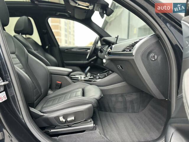 Синий БМВ iX3, объемом двигателя 0 л и пробегом 112 тыс. км за 33400 $, фото 77 на Automoto.ua