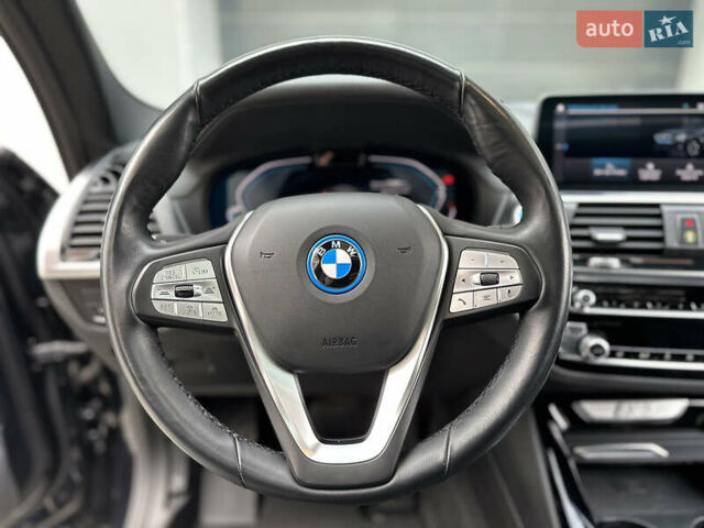 Синий БМВ iX3, объемом двигателя 0 л и пробегом 112 тыс. км за 33400 $, фото 65 на Automoto.ua