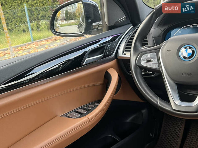 Синий БМВ iX3, объемом двигателя 0 л и пробегом 180 тыс. км за 29500 $, фото 50 на Automoto.ua