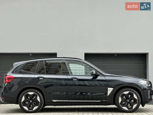 Синий БМВ iX3, объемом двигателя 0 л и пробегом 112 тыс. км за 33400 $, фото 30 на Automoto.ua