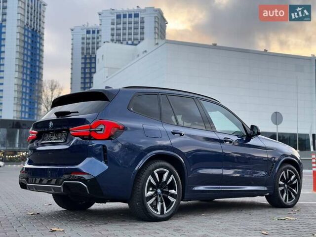Синий БМВ iX3, объемом двигателя 0 л и пробегом 40 тыс. км за 35900 $, фото 14 на Automoto.ua