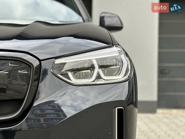 Синий БМВ iX3, объемом двигателя 0 л и пробегом 112 тыс. км за 33400 $, фото 41 на Automoto.ua