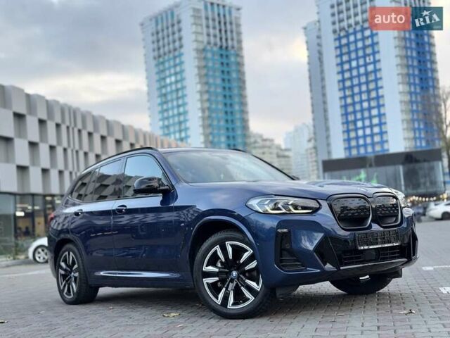 Синий БМВ iX3, объемом двигателя 0 л и пробегом 40 тыс. км за 35900 $, фото 10 на Automoto.ua
