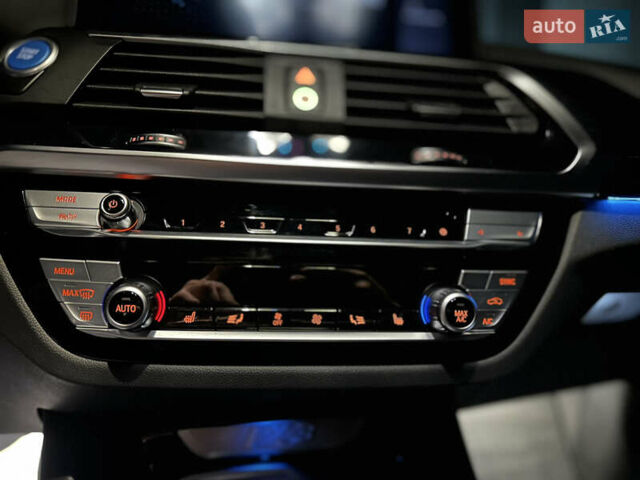 Синий БМВ iX3, объемом двигателя 0 л и пробегом 112 тыс. км за 33400 $, фото 92 на Automoto.ua