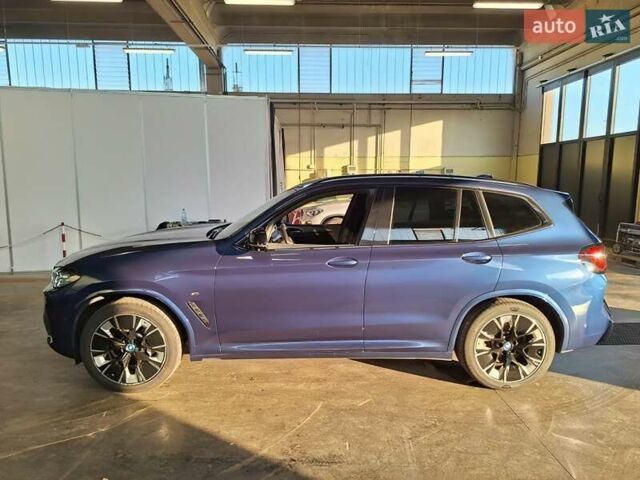 Синий БМВ iX3, объемом двигателя 0 л и пробегом 154 тыс. км за 35000 $, фото 1 на Automoto.ua