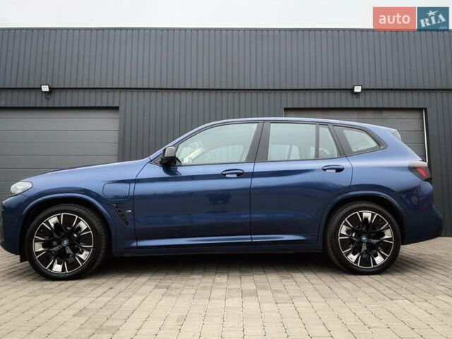 Синій БМВ iX3, об'ємом двигуна 0 л та пробігом 17 тис. км за 38500 $, фото 3 на Automoto.ua