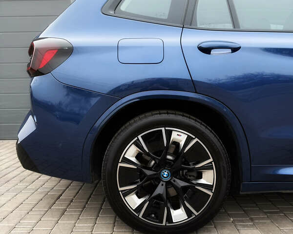 Синій БМВ iX3, об'ємом двигуна 0 л та пробігом 17 тис. км за 38500 $, фото 5 на Automoto.ua