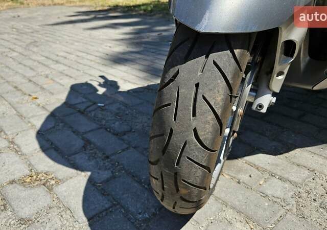 Сірий БМВ K 1200LT, об'ємом двигуна 0 л та пробігом 27 тис. км за 9000 $, фото 3 на Automoto.ua