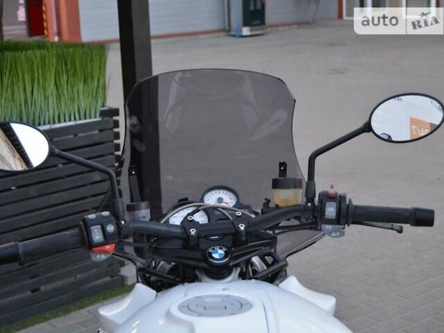 Белый БМВ K 1200R, объемом двигателя 0 л и пробегом 19 тыс. км за 6000 $, фото 8 на Automoto.ua