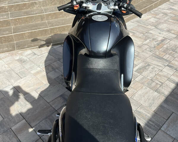 Черный БМВ K 1200RS, объемом двигателя 1.2 л и пробегом 86 тыс. км за 4799 $, фото 6 на Automoto.ua