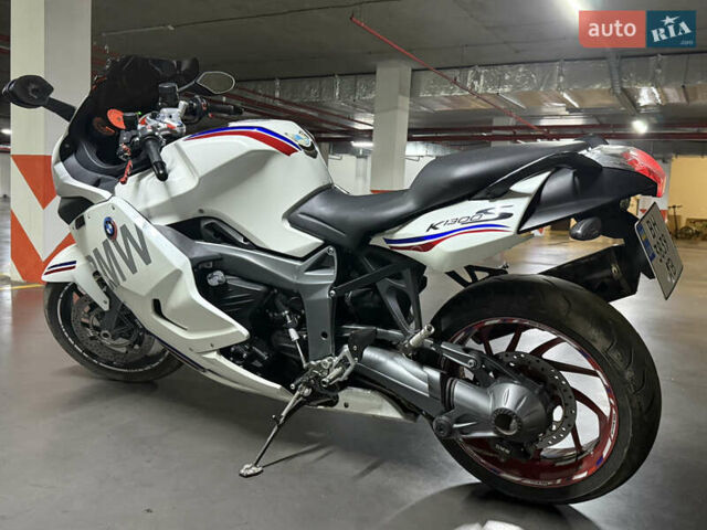 Белый БМВ K 1300R, объемом двигателя 1.5 л и пробегом 24 тыс. км за 9200 $, фото 1 на Automoto.ua