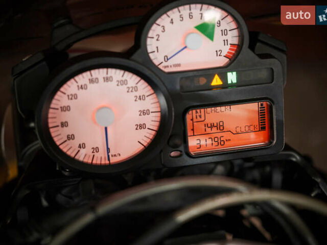 БМВ K 1300R, объемом двигателя 1.3 л и пробегом 31 тыс. км за 11000 $, фото 8 на Automoto.ua