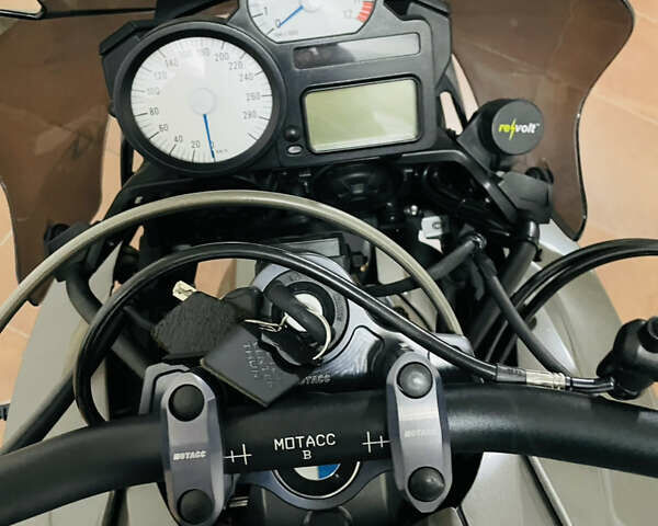 Серый БМВ K 1300R, объемом двигателя 1.3 л и пробегом 53 тыс. км за 10800 $, фото 18 на Automoto.ua