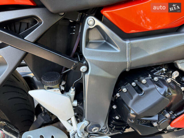 Оранжевый БМВ K 1300S, объемом двигателя 1.3 л и пробегом 50 тыс. км за 10000 $, фото 21 на Automoto.ua