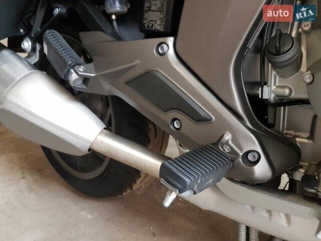 Черный БМВ K 1600GT, объемом двигателя 1.6 л и пробегом 20 тыс. км за 16000 $, фото 12 на Automoto.ua