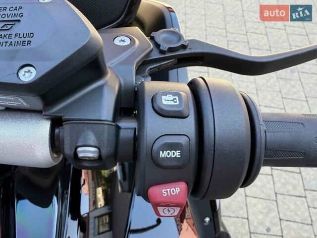 Черный БМВ K 1600GT, объемом двигателя 1.6 л и пробегом 2 тыс. км за 34900 $, фото 42 на Automoto.ua