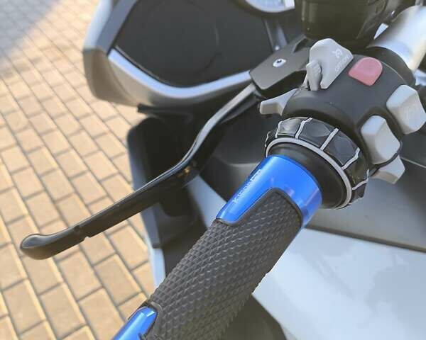 Серый БМВ K 1600GT, объемом двигателя 0 л и пробегом 51 тыс. км за 12000 $, фото 7 на Automoto.ua