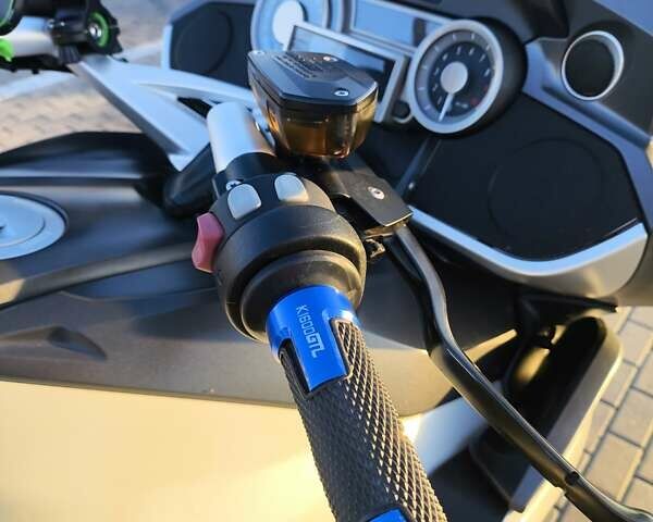 Серый БМВ K 1600GT, объемом двигателя 0 л и пробегом 51 тыс. км за 12000 $, фото 6 на Automoto.ua