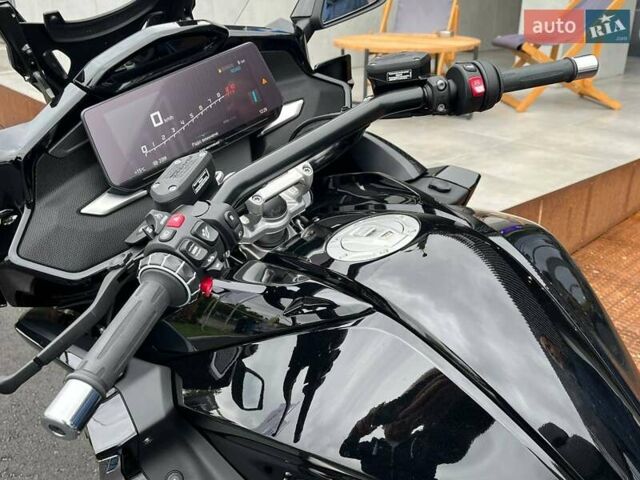 Черный БМВ K 1600GTL, объемом двигателя 1.65 л и пробегом 2 тыс. км за 34187 $, фото 15 на Automoto.ua