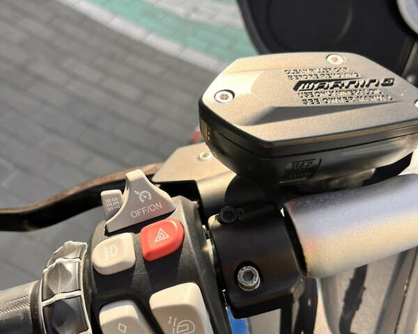 Синій БМВ K 1600GTL, об'ємом двигуна 1.6 л та пробігом 76 тис. км за 11300 $, фото 9 на Automoto.ua