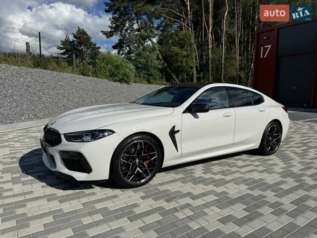 Белый БМВ M8 Gran Coupe, объемом двигателя 4.39 л и пробегом 10 тыс. км за 135000 $, фото 9 на Automoto.ua