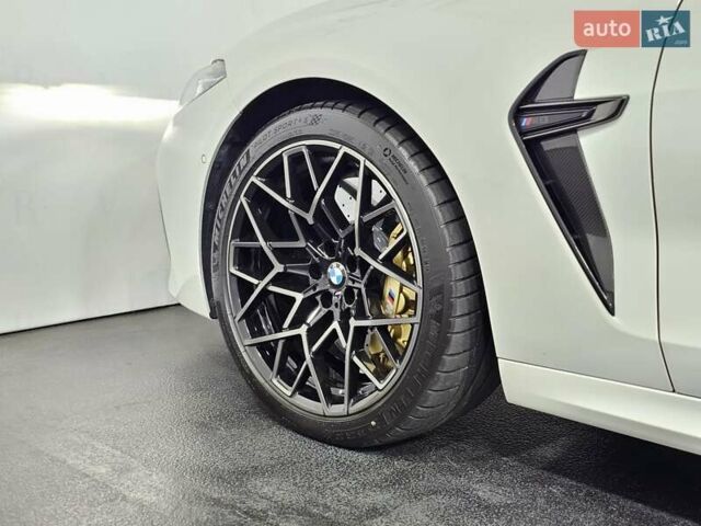 Белый БМВ M8 Gran Coupe, объемом двигателя 4.39 л и пробегом 31 тыс. км за 144999 $, фото 55 на Automoto.ua