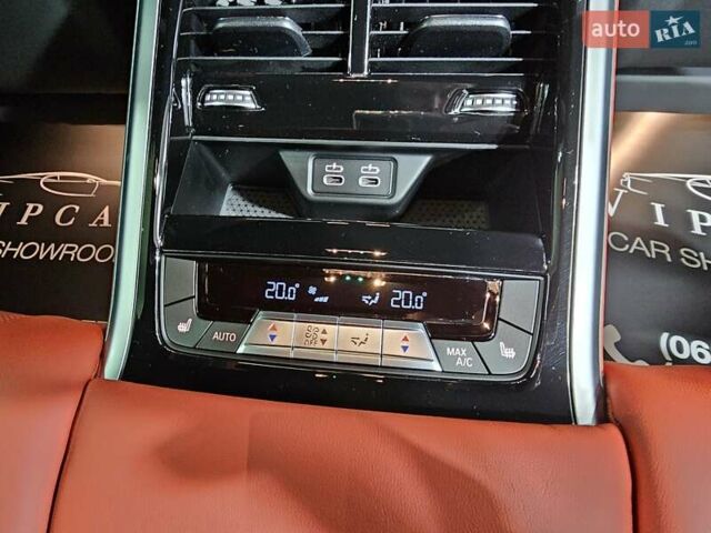 Белый БМВ M8 Gran Coupe, объемом двигателя 4.39 л и пробегом 31 тыс. км за 144999 $, фото 19 на Automoto.ua