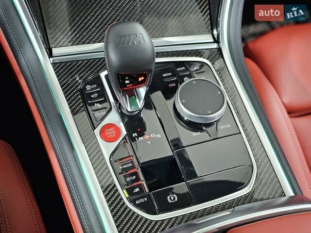 Белый БМВ M8 Gran Coupe, объемом двигателя 4.39 л и пробегом 31 тыс. км за 144999 $, фото 37 на Automoto.ua