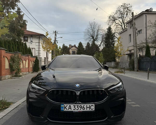 Черный БМВ M8 Gran Coupe, объемом двигателя 4.4 л и пробегом 80 тыс. км за 83000 $, фото 1 на Automoto.ua