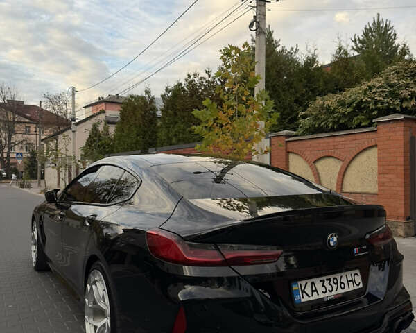 Черный БМВ M8 Gran Coupe, объемом двигателя 4.4 л и пробегом 80 тыс. км за 83000 $, фото 4 на Automoto.ua