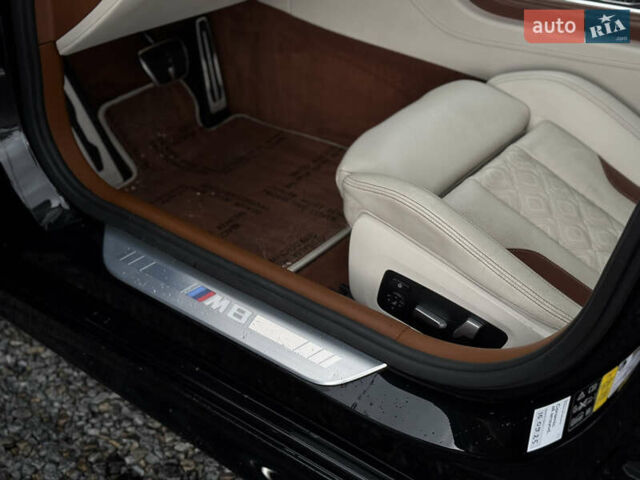 Черный БМВ M8 Gran Coupe, объемом двигателя 4.4 л и пробегом 130 тыс. км за 80999 $, фото 24 на Automoto.ua