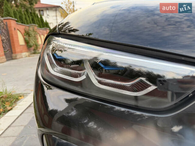 Черный БМВ M8 Gran Coupe, объемом двигателя 4.4 л и пробегом 80 тыс. км за 83000 $, фото 21 на Automoto.ua