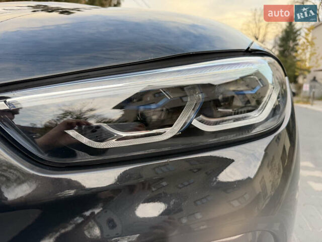 Черный БМВ M8 Gran Coupe, объемом двигателя 4.4 л и пробегом 80 тыс. км за 83000 $, фото 22 на Automoto.ua