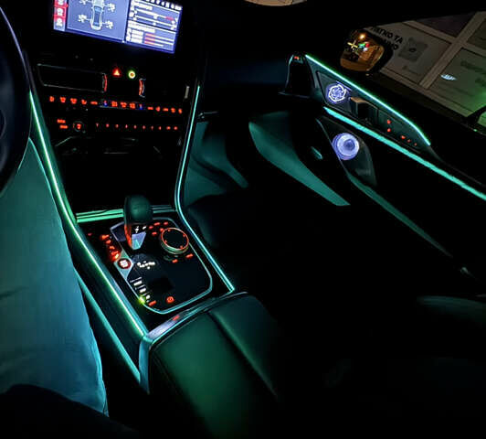 Чорний БМВ M8 Gran Coupe, об'ємом двигуна 4.39 л та пробігом 38 тис. км за 94990 $, фото 46 на Automoto.ua