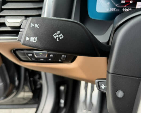 Черный БМВ M8 Gran Coupe, объемом двигателя 4.39 л и пробегом 44 тыс. км за 97000 $, фото 41 на Automoto.ua