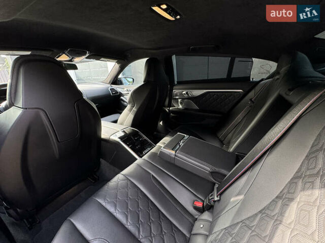 Чорний БМВ M8 Gran Coupe, об'ємом двигуна 4.39 л та пробігом 38 тис. км за 94990 $, фото 23 на Automoto.ua