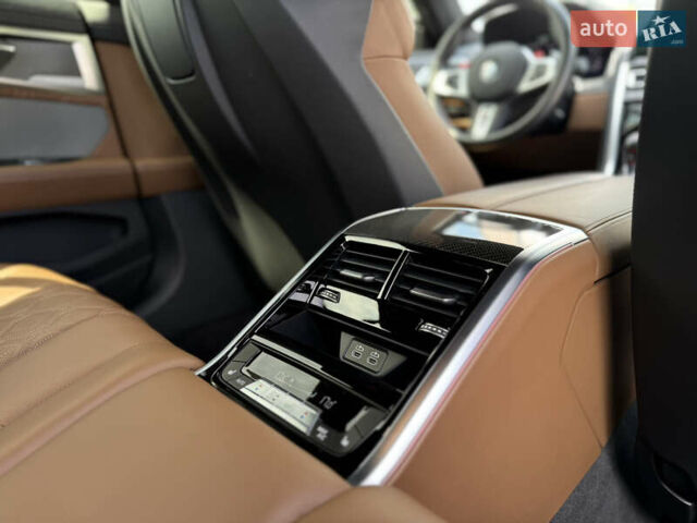 Черный БМВ M8 Gran Coupe, объемом двигателя 4.39 л и пробегом 44 тыс. км за 97000 $, фото 48 на Automoto.ua