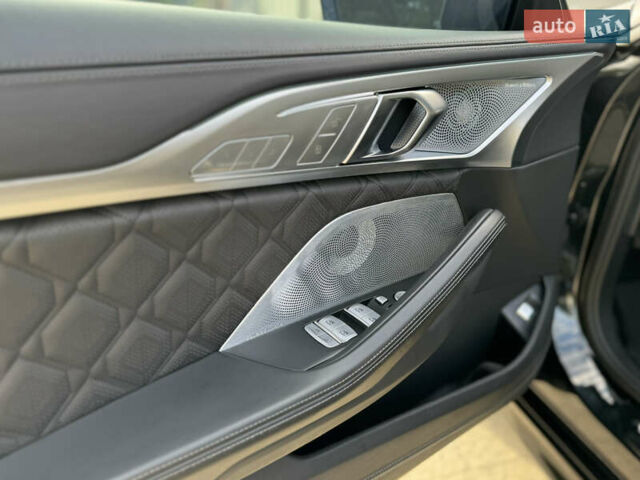 Чорний БМВ M8 Gran Coupe, об'ємом двигуна 4.39 л та пробігом 38 тис. км за 94990 $, фото 17 на Automoto.ua
