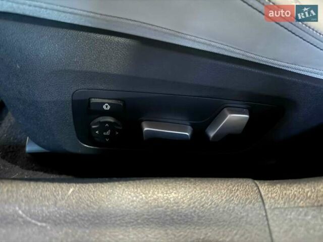 Черный БМВ M8 Gran Coupe, объемом двигателя 4.4 л и пробегом 29 тыс. км за 107000 $, фото 11 на Automoto.ua