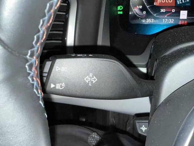 Черный БМВ M8 Gran Coupe, объемом двигателя 4.4 л и пробегом 29 тыс. км за 107000 $, фото 18 на Automoto.ua