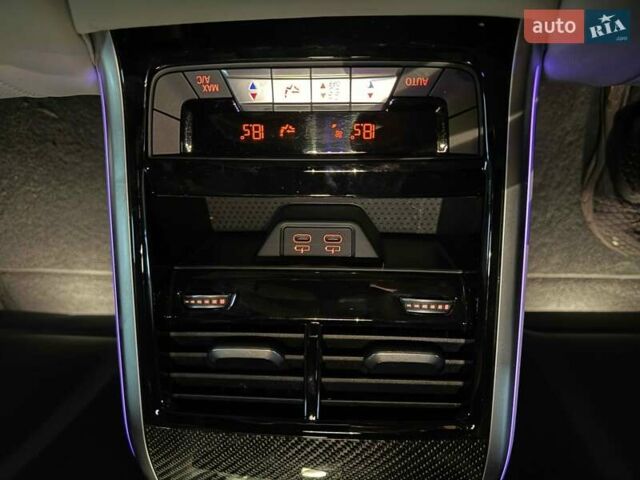 Черный БМВ M8 Gran Coupe, объемом двигателя 4.4 л и пробегом 29 тыс. км за 107000 $, фото 32 на Automoto.ua