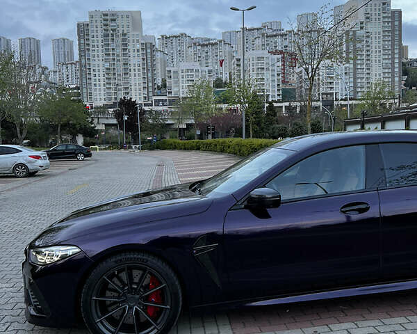 Фіолетовий БМВ M8 Gran Coupe, об'ємом двигуна 4.4 л та пробігом 26 тис. км за 127000 $, фото 7 на Automoto.ua