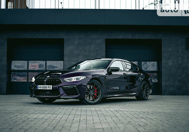 Фиолетовый БМВ M8 Gran Coupe, объемом двигателя 4.4 л и пробегом 26 тыс. км за 127000 $, фото 31 на Automoto.ua